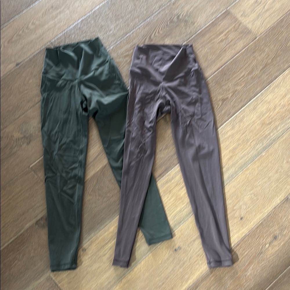 Aerie Green and Brown High-Waisted Leggings